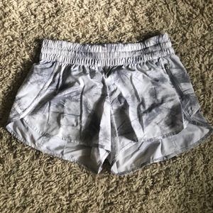 Lululemon tracker shorts 4” inseam